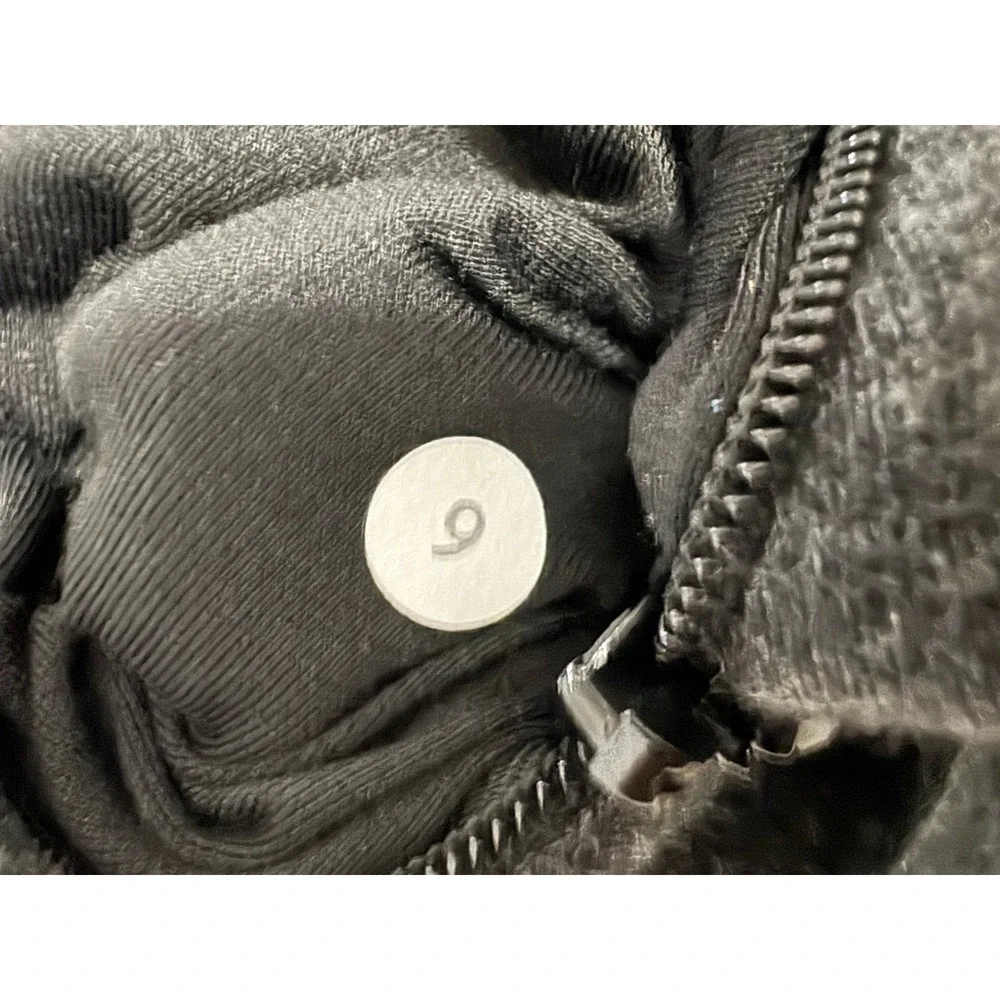 Lululemon &Go Endeavor long sleeve sweatshirt heathered black‎ back cutout 6